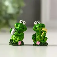 Сувенир полистоун "Лягушонок на полянке" МИКС 2х1,8х3,5 см Сувенир полистоун "Лягушонок на полянке" МИКС 2х1,8х3,5 см
