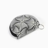 Кошелёк-монетница на молнии 9.5&times;3&times;7.5 см, с монохромным принтом, МИКС