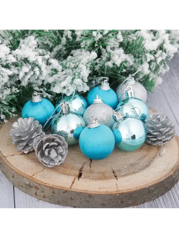 Ёлочные игрушки &laquo;Домик&raquo;, шары новогодние, набор 12 шт. (9 шаров,3 шишки), серебристый/голубой