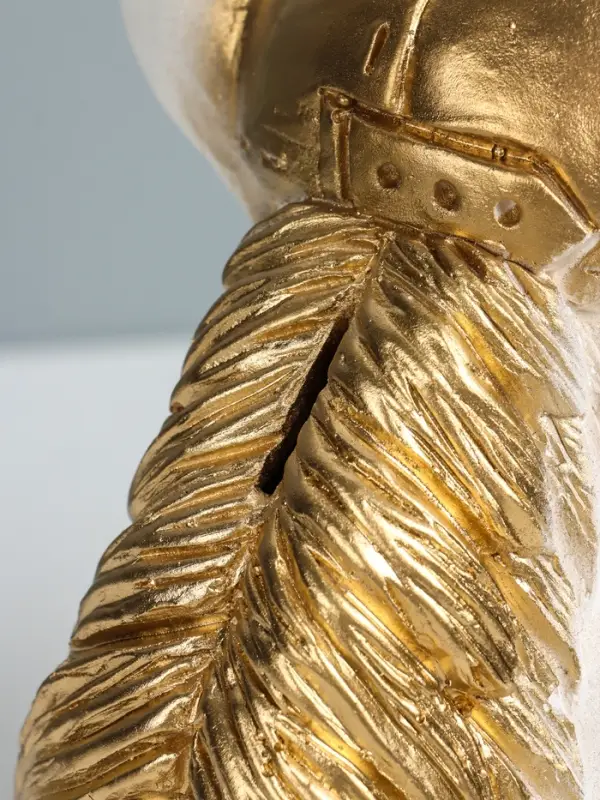 Копилка "Конь в кепке" 26х14,5х21,5 см, белый с золотом