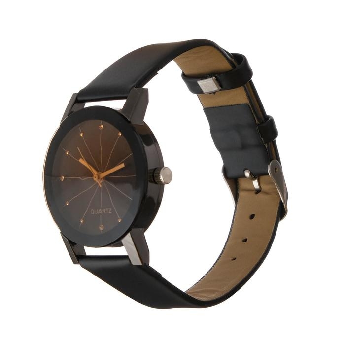 Часы наручные кварцевые женские Часы наручные кварцевые женские "Грань", d-3.1 см, черные