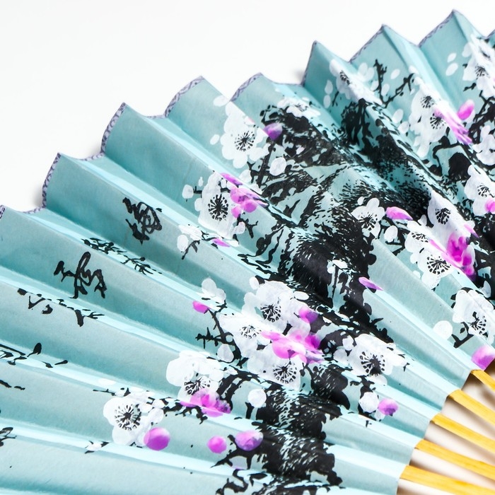 Веер бамбук, текстиль h=50 см  Веер бамбук, текстиль h=50 см "Сакура" голубой