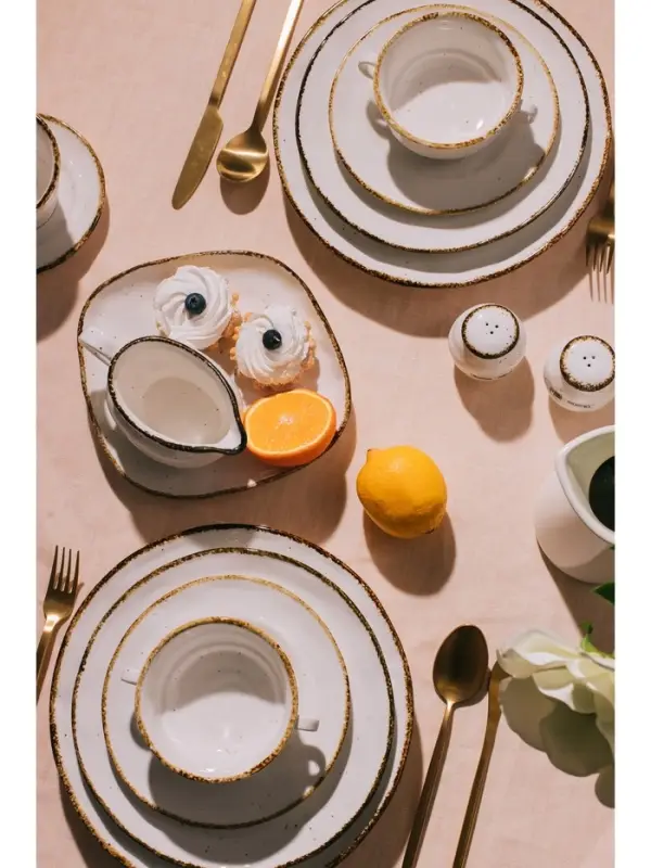 Набор для специй Magistro Alpine Frost, 2 предмета: перечница, солонка, 80 мл, 5&times;6 см, фарфор, белый