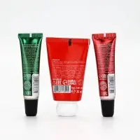 Новогодний подарочный набор косметики: маска для лица 2 шт, крем для рук и бальзам для губ, URAL LAB Новогодний подарочный набор косметики: маска для лица 2 шт, крем для рук и бальзам для губ, URAL LAB