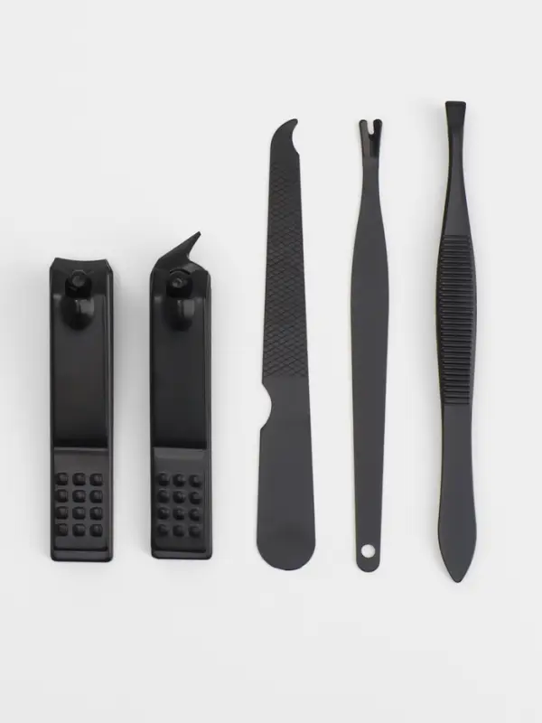 Набор маникюрный, 5 предметов, в футляре на кнопке, чёрный