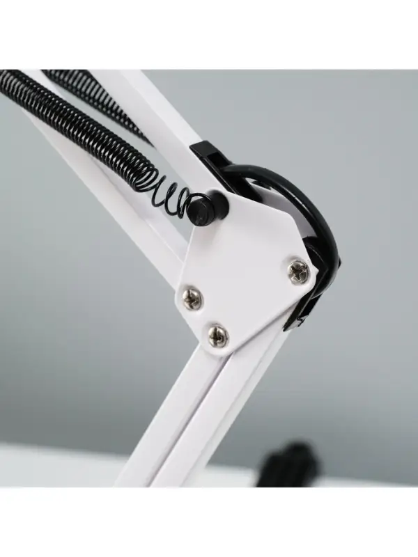 Лампа настольная 810 &laquo;Деко, белая&raquo; E27 40W RISALUX