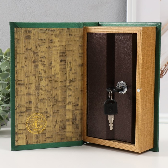 Сейф-книга дерево кожзам Сейф-книга дерево кожзам "Периодическая таблица" тиснение 21х13х5 см