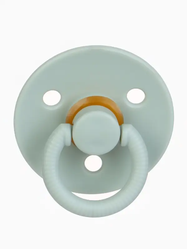 Набор классических пустышек, 2 шт., латекс, цв.айвори/зеленый, в контейнере, от 0 +., M&B Набор классических пустышек, 2 шт., латекс, цв.айвори/зеленый, в контейнере, от 0 +., M&B