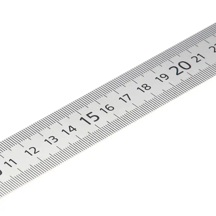 Линейка 30 см Стамм, стальная, ПВХ чехол с европодвесом Линейка 30 см Стамм, стальная, ПВХ чехол с европодвесом