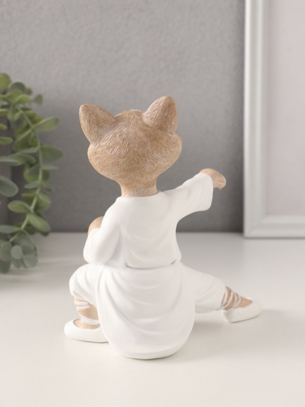 Сувенир полистоун Сувенир полистоун "Кот каратист" 14х7,5х15 см