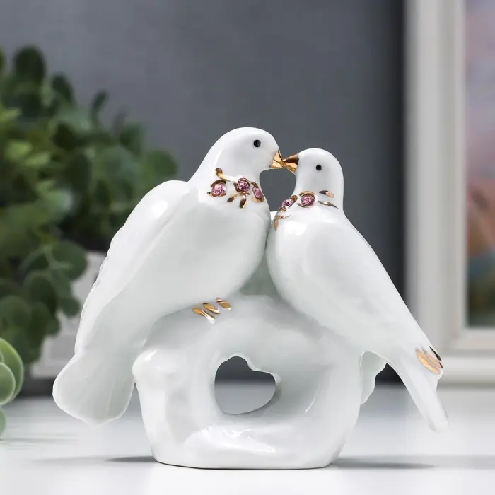 Фигурка керамика &laquo;2 голубя на камушке&raquo;, стразы, 9&times;10&times;3.7 см