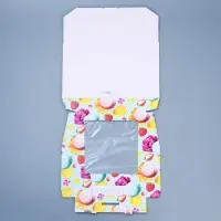 Кондитерская упаковка, коробка с ламинацией «Present», 20 х 20 х 4 см