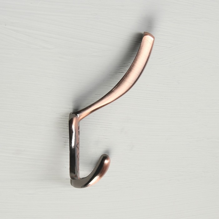 Крючок мебельный ТУНДРА TKT003, трехрожковый, медь Крючок мебельный ТУНДРА TKT003, трехрожковый, медь