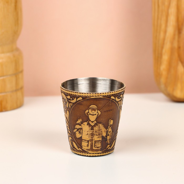 Набор стопок «Рыбак», 4 шт, в футляре, 4,5×4,5×9 см, береста Набор стопок «Рыбак», 4 шт, в футляре, 4,5×4,5×9 см, береста