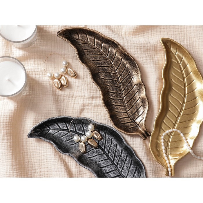 Блюдо для фруктов Доляна «Винтажный лист», 28×10 см, цвет серебряный Блюдо для фруктов Доляна «Винтажный лист», 28×10 см, цвет серебряный