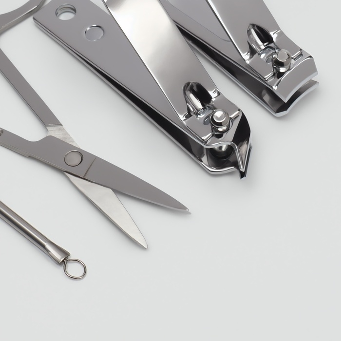 Набор маникюрный, 8 предметов, в пластиковом футляре, цвет зелёный Набор маникюрный, 8 предметов, в пластиковом футляре, цвет зелёный