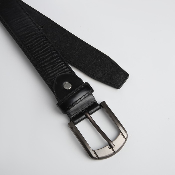 Ремень мужской, ширина 3.5 см, люверсы, винт, пряжка металл, цвет чёрный Ремень мужской, ширина 3.5 см, люверсы, винт, пряжка металл, цвет чёрный