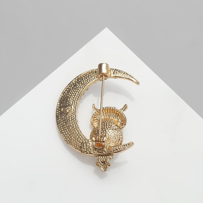 Брошь «Сова на месяце», цвет чёрно-белый в золоте Брошь «Сова на месяце», цвет чёрно-белый в золоте