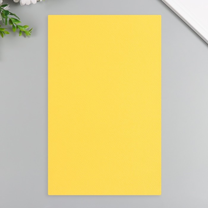 Лист для творчества иск.кожа Лист для творчества иск.кожа "Рисунок Личи" ярко-жёлтый лист 33х20 см толщина 0,7 мм