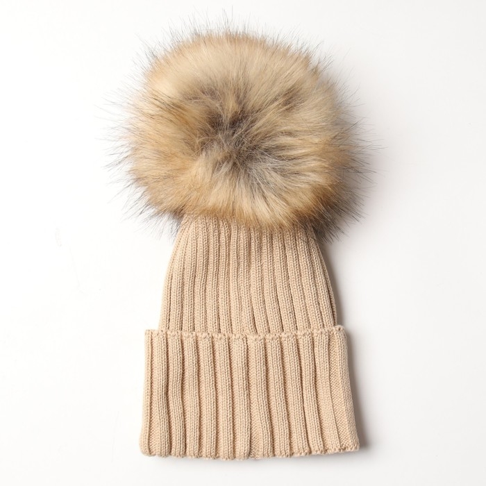 Шапка женская MINAKU  р-р 58-60, цвет бежевый