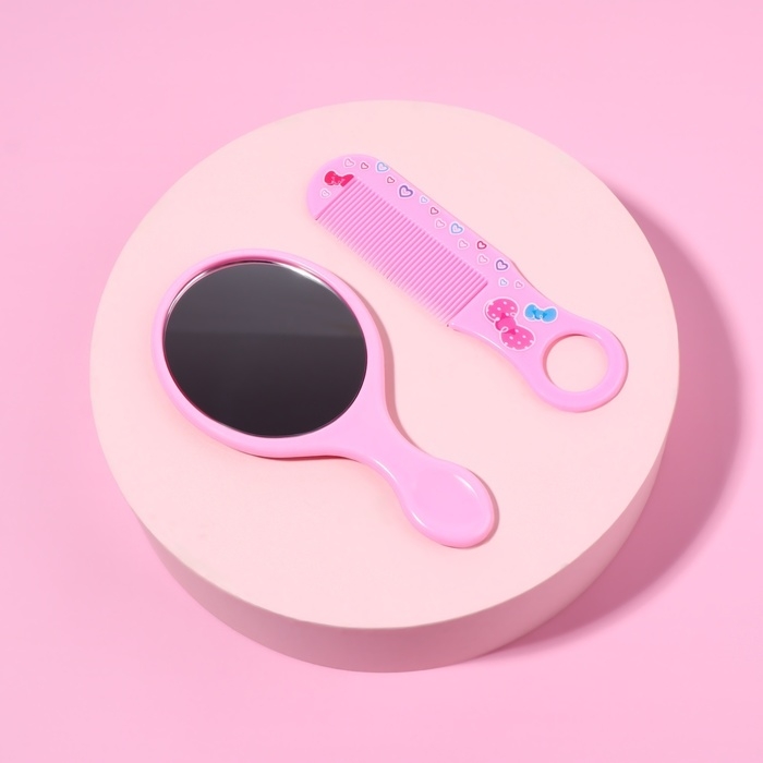 Набор с зеркалом и расчёской «Сердце», 12 × 6,1 см, цвет нежно - розовый Набор с зеркалом и расчёской «Сердце», 12 × 6,1 см, цвет нежно - розовый
