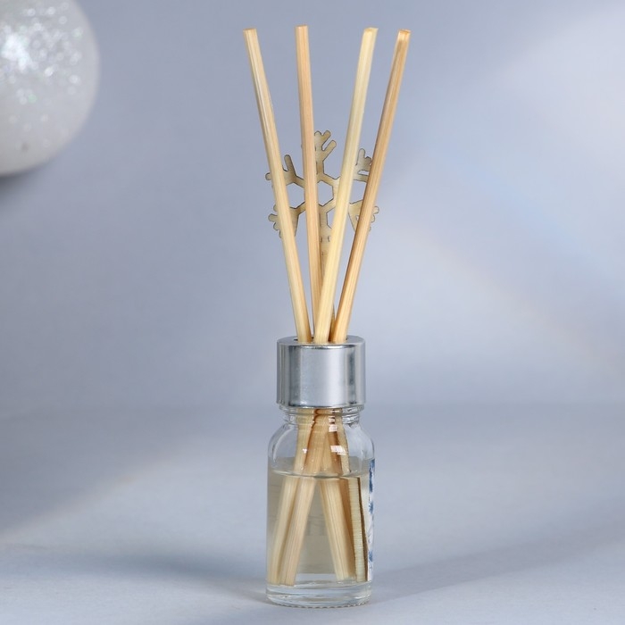 Новый год! Диффузор ароматический палочки «Новогодняя коллекция: Волшебных праздников», на Новый год, аромат персик, 10 мл.