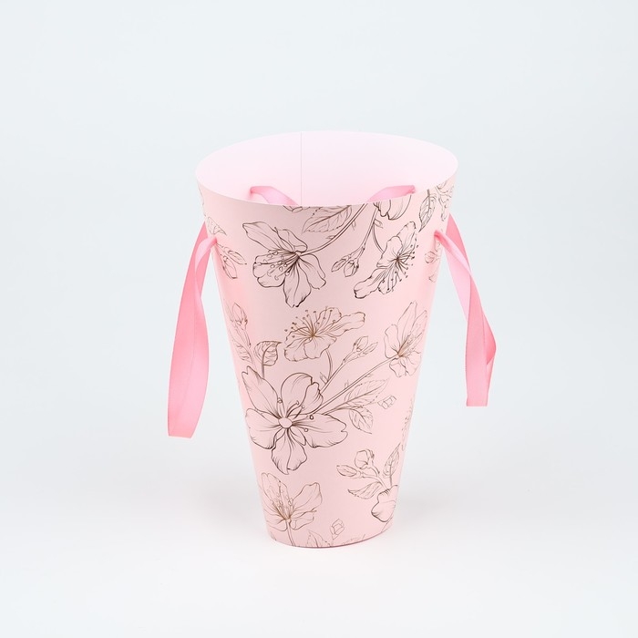 Пакет для цветов конусный круглый складной на лентах «Цветы», 15 х 23.3 х 7.5 см Пакет для цветов конусный круглый складной на лентах «Цветы», 15 х 23.3 х 7.5 см