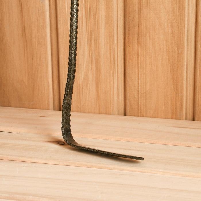 Кочерга металлическая золотистая, длина 66 см Кочерга металлическая золотистая, длина 66 см