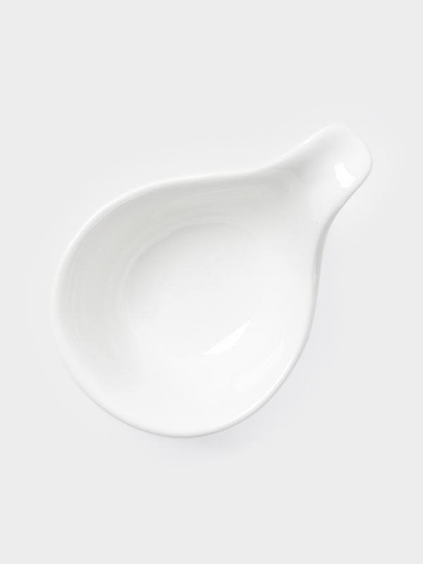Соусник Hanna Knövell, с ручкой, фарфор, белый Соусник Hanna Knövell, с ручкой, фарфор, белый