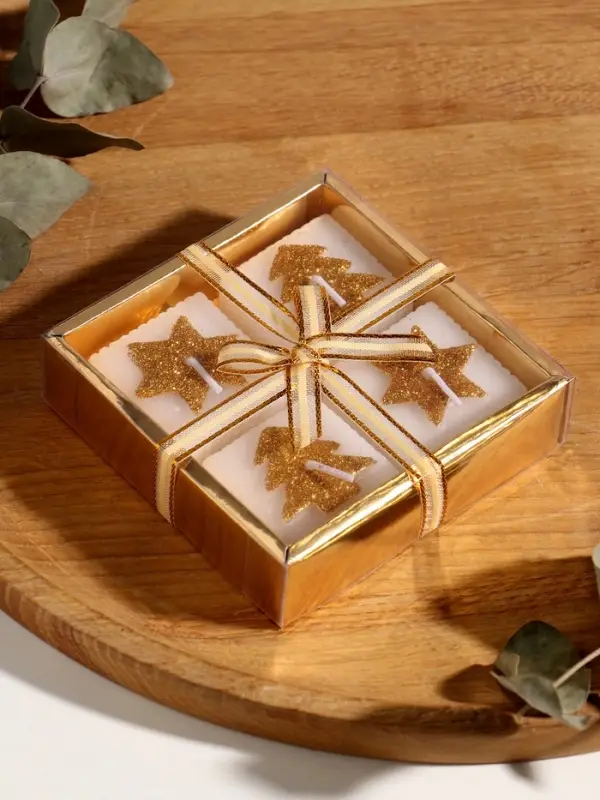 Набор свечей "Марки. Золотые ёлочки и звёзды" 4 шт 10,5х10,5х3 см