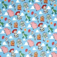 Бумага упаковочная глянцевая &laquo;Игрушки&raquo;, 50&times;70 см, 1 лист