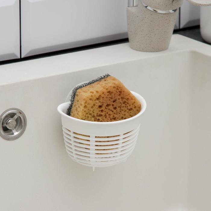 Держатель подвесной на присосках econova Helper, 10,3×8,4×7,1 см, цвет белый Держатель подвесной на присосках econova Helper, 10,3×8,4×7,1 см, цвет белый