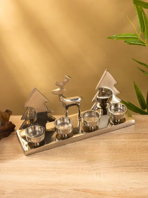 Подсвечник на 4 свечи  Подсвечник на 4 свечи "Рудольф и ёлки" алюминий 30х9х15 см