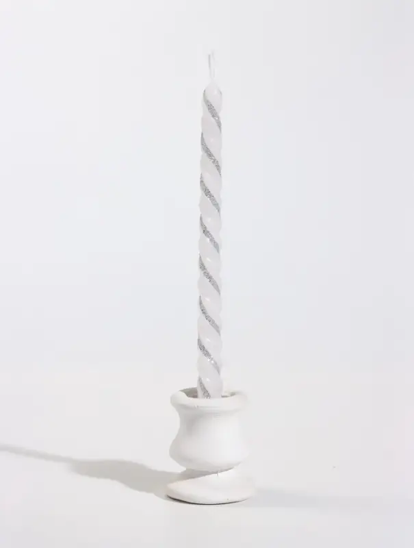 Свечи витые, 1.5&times;20 см, 4 шт., полоска, белый с серебром