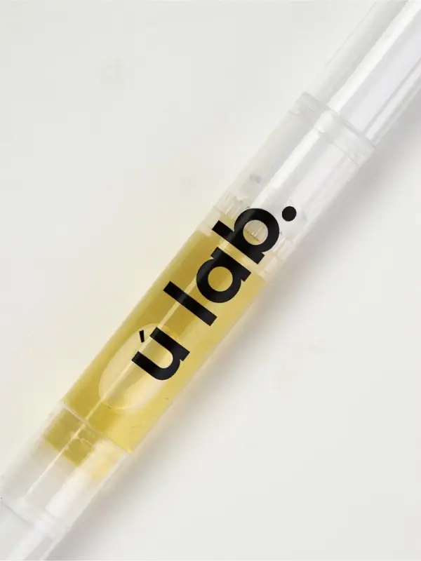 Масло для кутикулы в карандаше с миндальным маслом и экстрактом женьшеня, URAL LAB