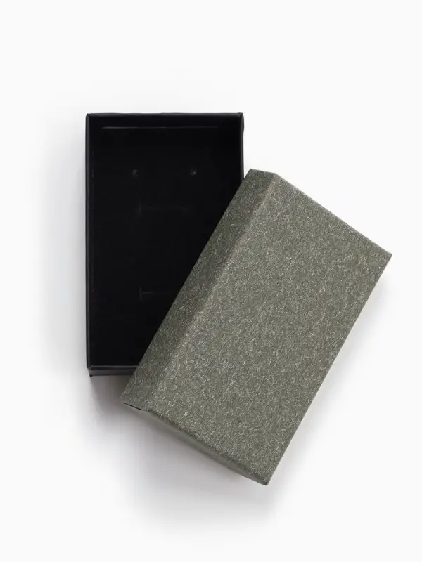 Коробочка подарочная под набор «Лофт»,5×8 см, серая, вставка чёрная Коробочка подарочная под набор «Лофт»,5×8 см, серая, вставка чёрная