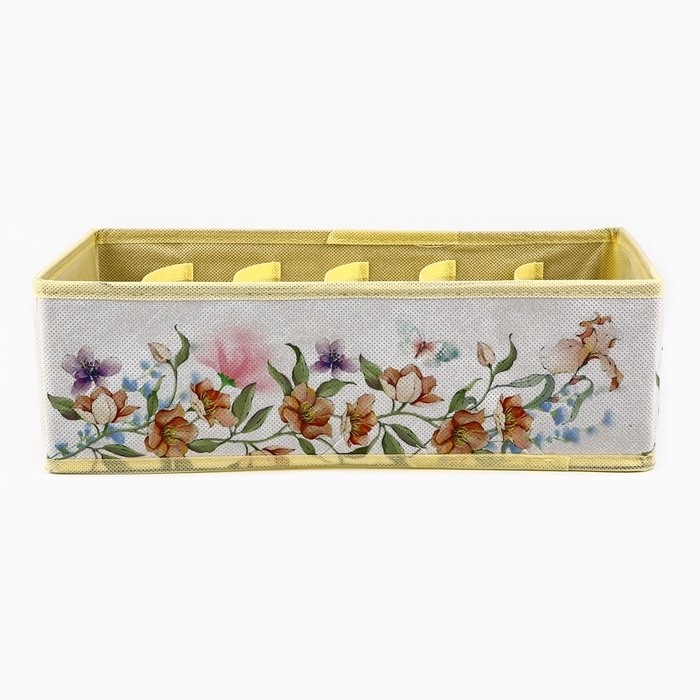 Органайзер для хранения, кофр для белья 6 ячеекк Органайзер для хранения, кофр для белья 6 ячеекк "Цветы", 32 х 15 х 10 см