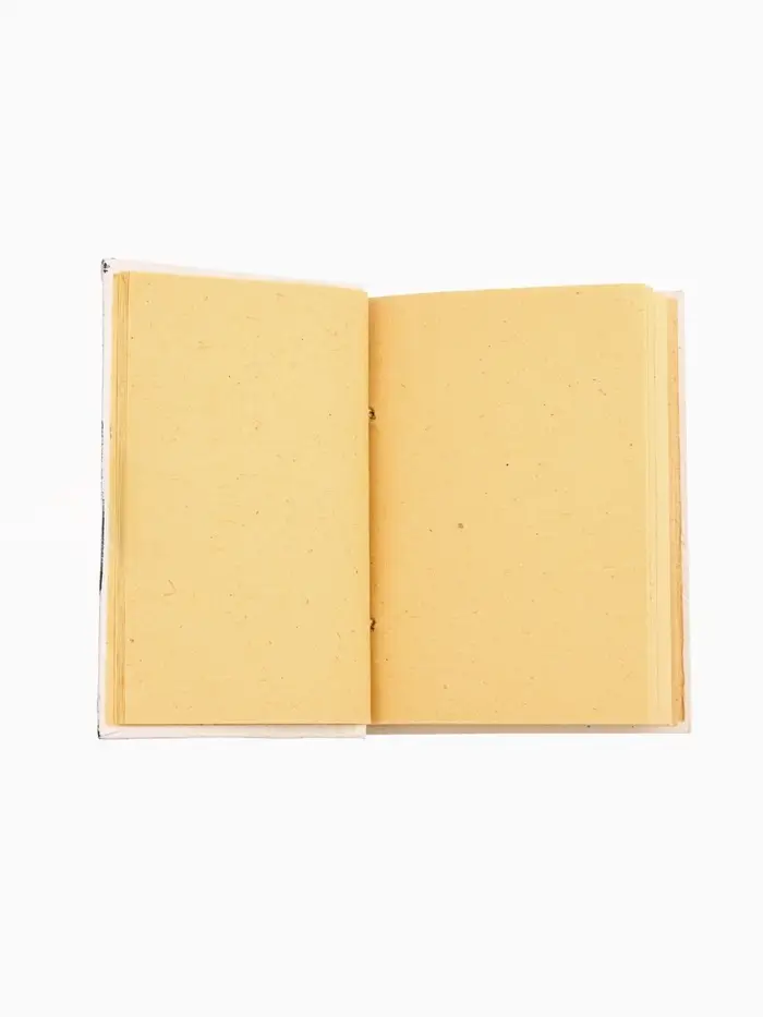 Блокнотик плетеный, 48 листов, 14х18х2 см, цв. чёрно-белый Блокнотик плетеный, 48 листов, 14х18х2 см, цв. чёрно-белый