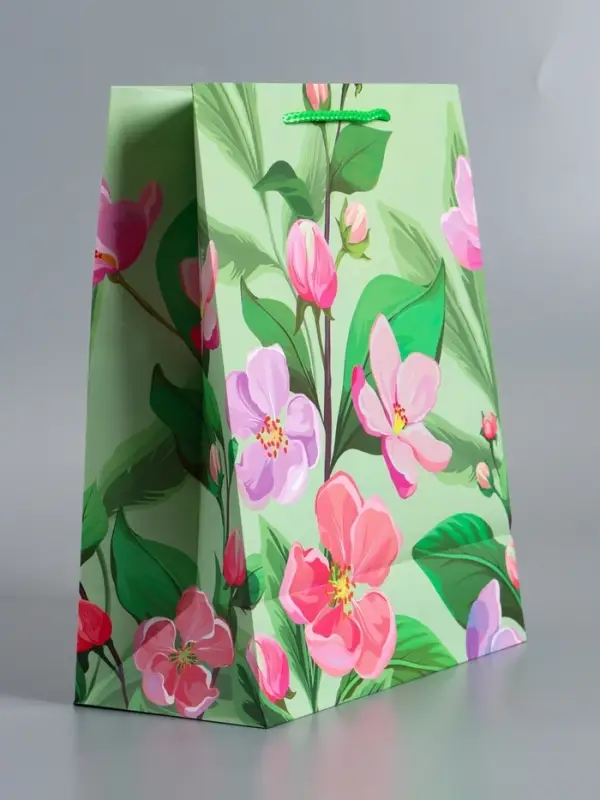 Пакет подарочный "Весеннее признание" ламинированный 26 х 12 х 32 см