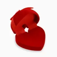 Футляр бархатный под серьги/кольцо &laquo;Сердце&raquo; с лентой, 6.2&times;6,2, цвет красный
