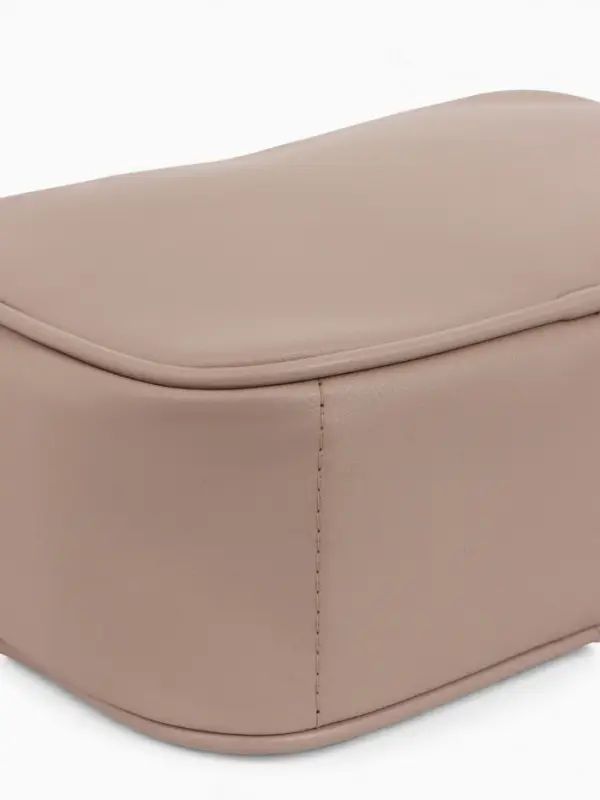 Сумка женская кросс-боди TEXTURA на молнии, 24×9×15 см, бежевая Сумка женская кросс-боди TEXTURA на молнии, 24×9×15 см, бежевая