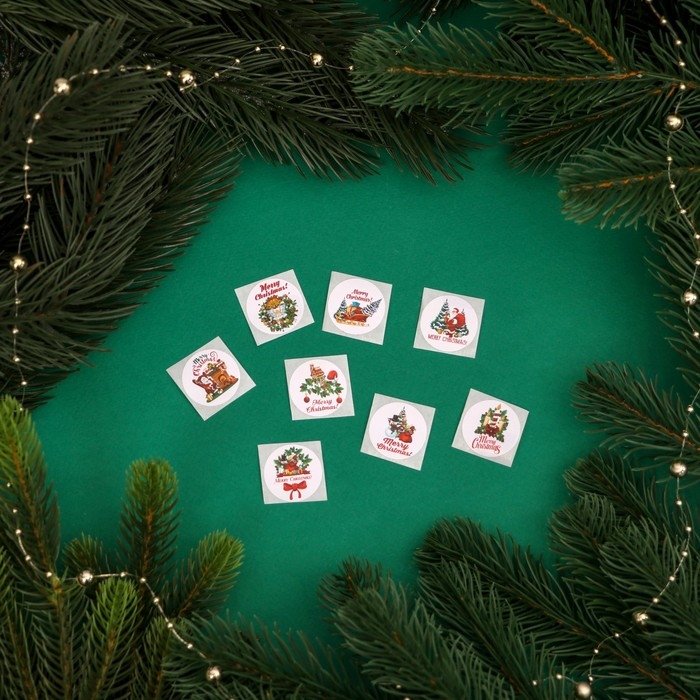 Новый год. Наклейки новогодние в рулоне Новый год. Наклейки новогодние в рулоне "Много подарков", 500 шт, 2,5 х 2,5 см.