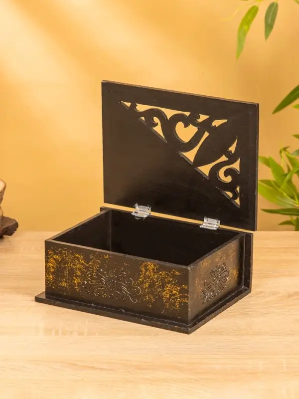 Шкатулка  Шкатулка "Завитки" 24х18х9 см, МДФ