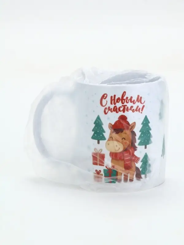 Кружка керамическая новогодняя «Сказка постучится в дом», 320 мл