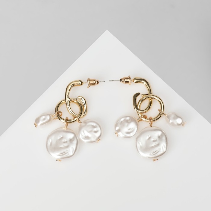 Серьги с жемчугом «Артемида» трио, цвет белый в золоте Серьги с жемчугом «Артемида» трио, цвет белый в золоте