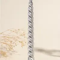 Набор свечей витых, 2.3&times;24.5 см, 5 ч, 50 г, 2 шт., серебряный, в подарочной коробке