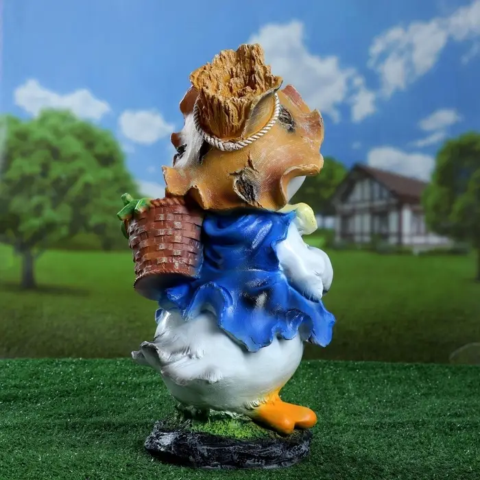 Садовая фигура из полистоуна «Утёнок с кукурузой», 48×22×26 см