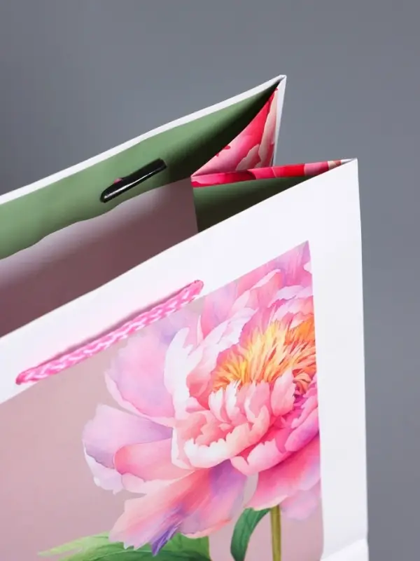 Пакет подарочный "Букет пионов" ламинированный 18 х 22,3 х 10 см