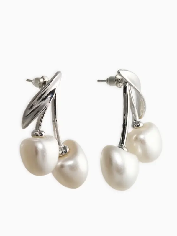 Серьги жемчуг Серьги жемчуг "Вишня", цвет белый в серебре