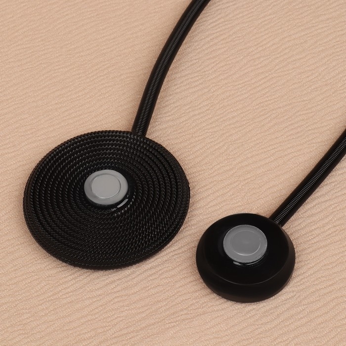 Подхват для штор «Вязаный круг», на пружине, d = 6/3,5 см, 23,5 см, цвет чёрный Подхват для штор «Вязаный круг», на пружине, d = 6/3,5 см, 23,5 см, цвет чёрный